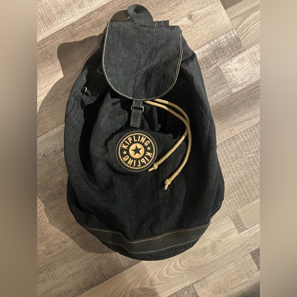 Vintage Kipling Backpack - Picture 1 of 13